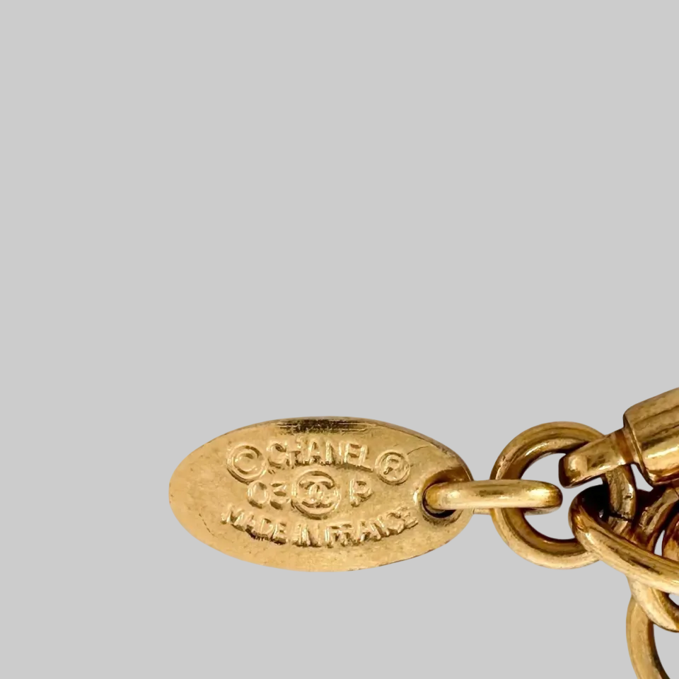 Chanel Coco Mark Vintage Necklace Pink Metal Plastic Gold Previously Owned | Fair Condition | L’LUXE Authectic’s