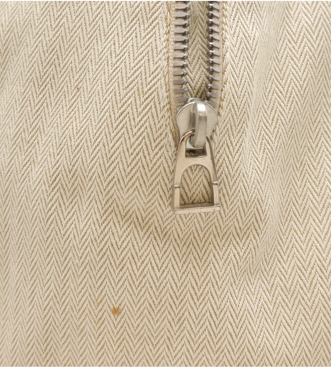 Hermès Cavalier Canvas Shoulder Bag Natural Multicolor Stripe Pe-Owned – Very Good Condition | L’LUXE Authentic’s