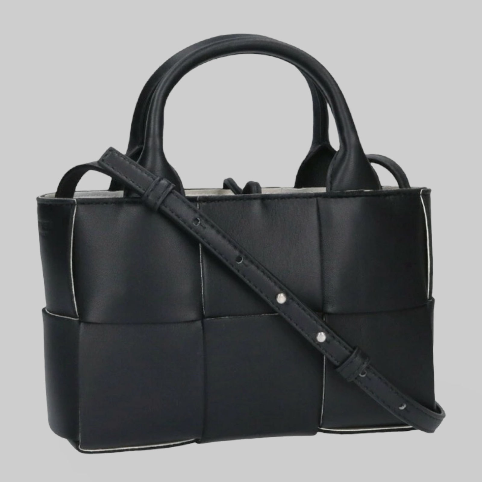 Bottega Veneta Candy Arco Maxi Intrecciato 2-Way Shoulder Bag Black White Excellent Previously Owned Authentic