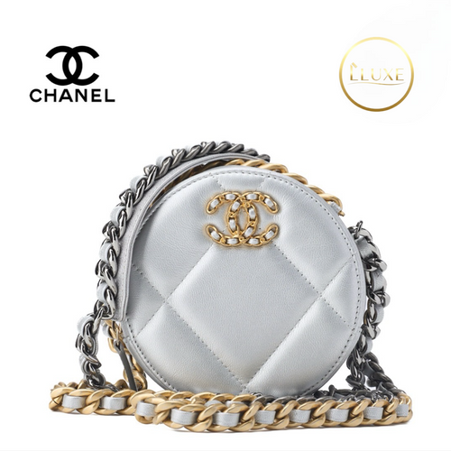 CHANEL 19 Matelassé Chain Shoulder Bag Lambskin Silver – Near-New Condition Previously Owned Authentic