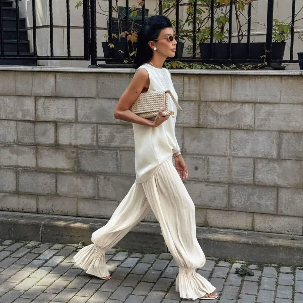 Fluid Pleated Balloon Pants for Women