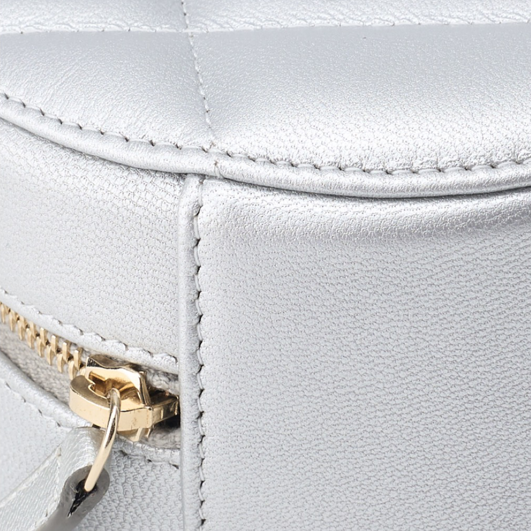CHANEL 19 Matelassé Chain Shoulder Bag Lambskin Silver – Near-New Condition Previously Owned Authentic