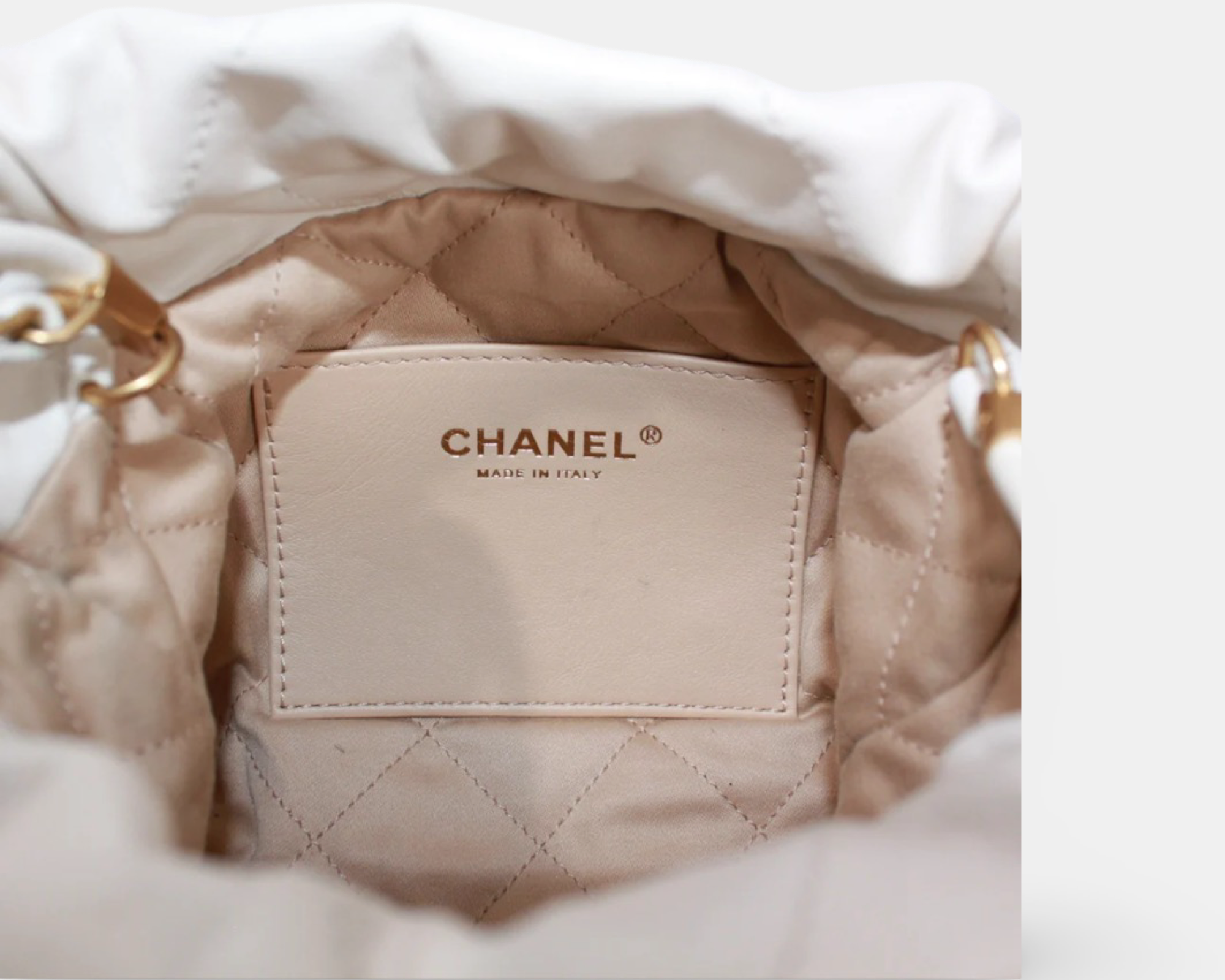 Chanel 22 Mini Shoulder Calfskin Bag Authentic Previously Owned