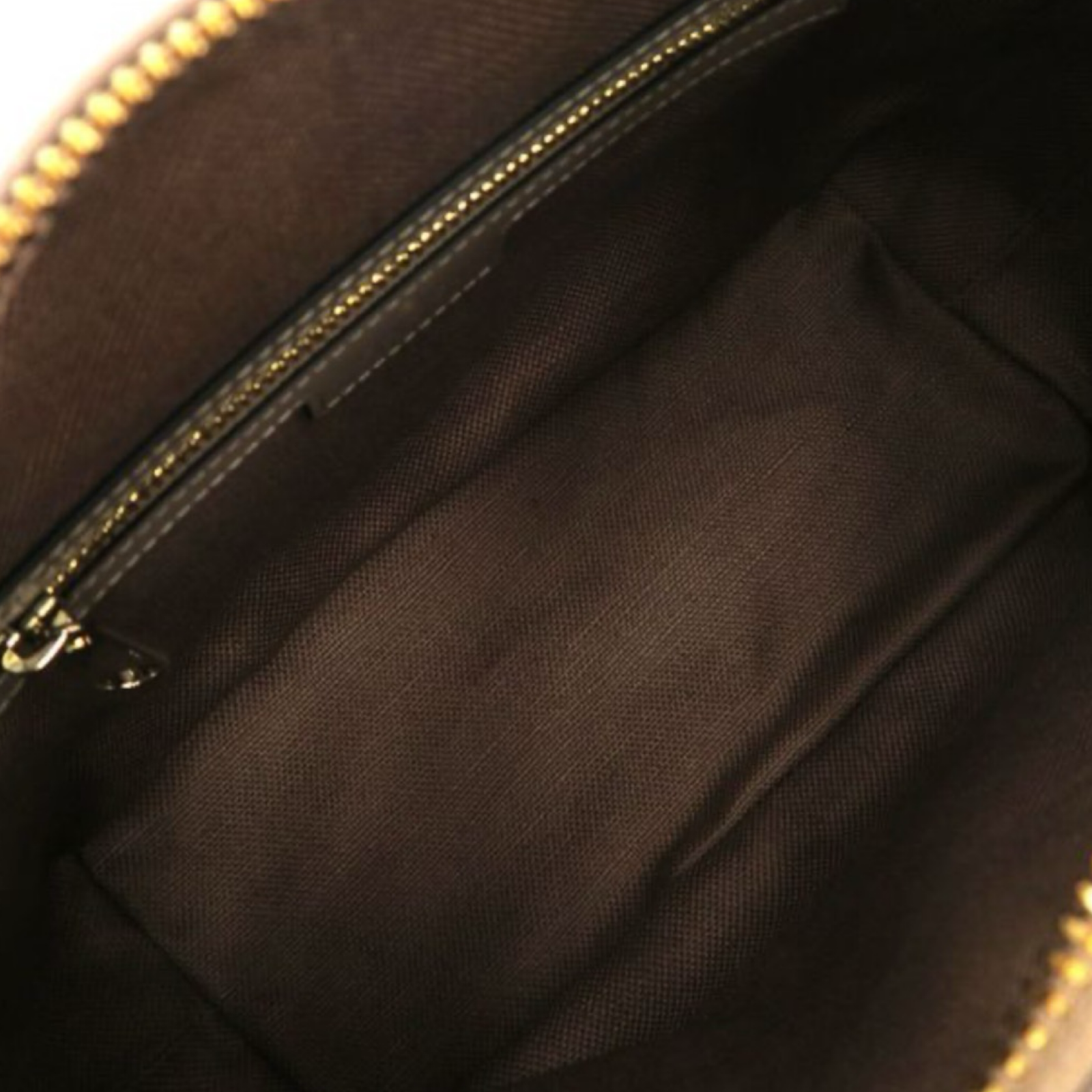 Vintage Gucci GG Supreme Clutch Authentic Previously Owned