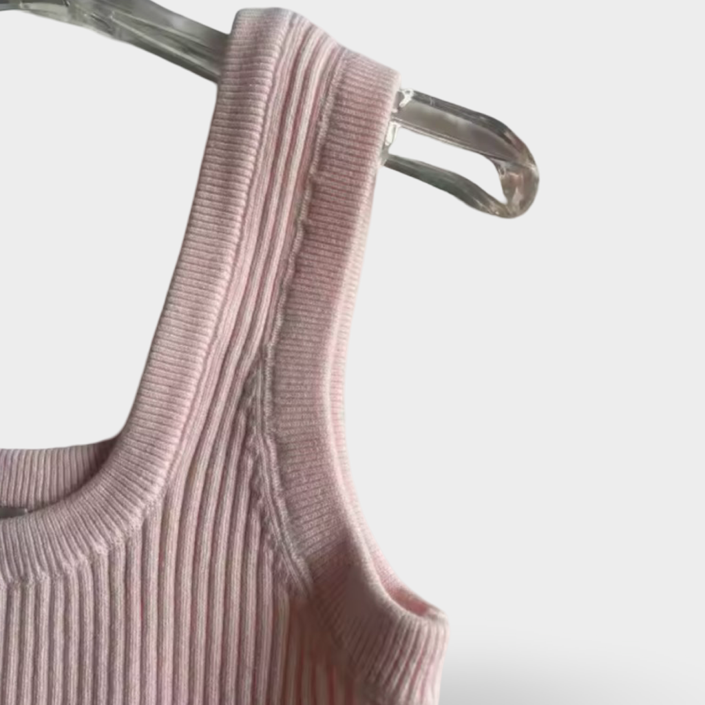 Ribbed Floral Appliqué Knit Tank
