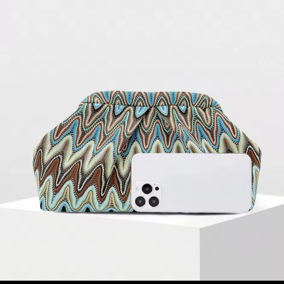 European Resort Zigzag Jacquard Cloud Clutch Bag – Pastel Knit Evening Bag