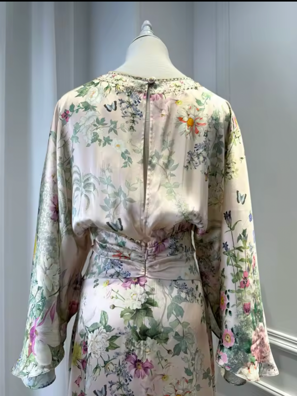 Garden Floral Silk Maxi Dress – V-Neck Batwing Sleeve A-Line Gown – Ivory Multi Print