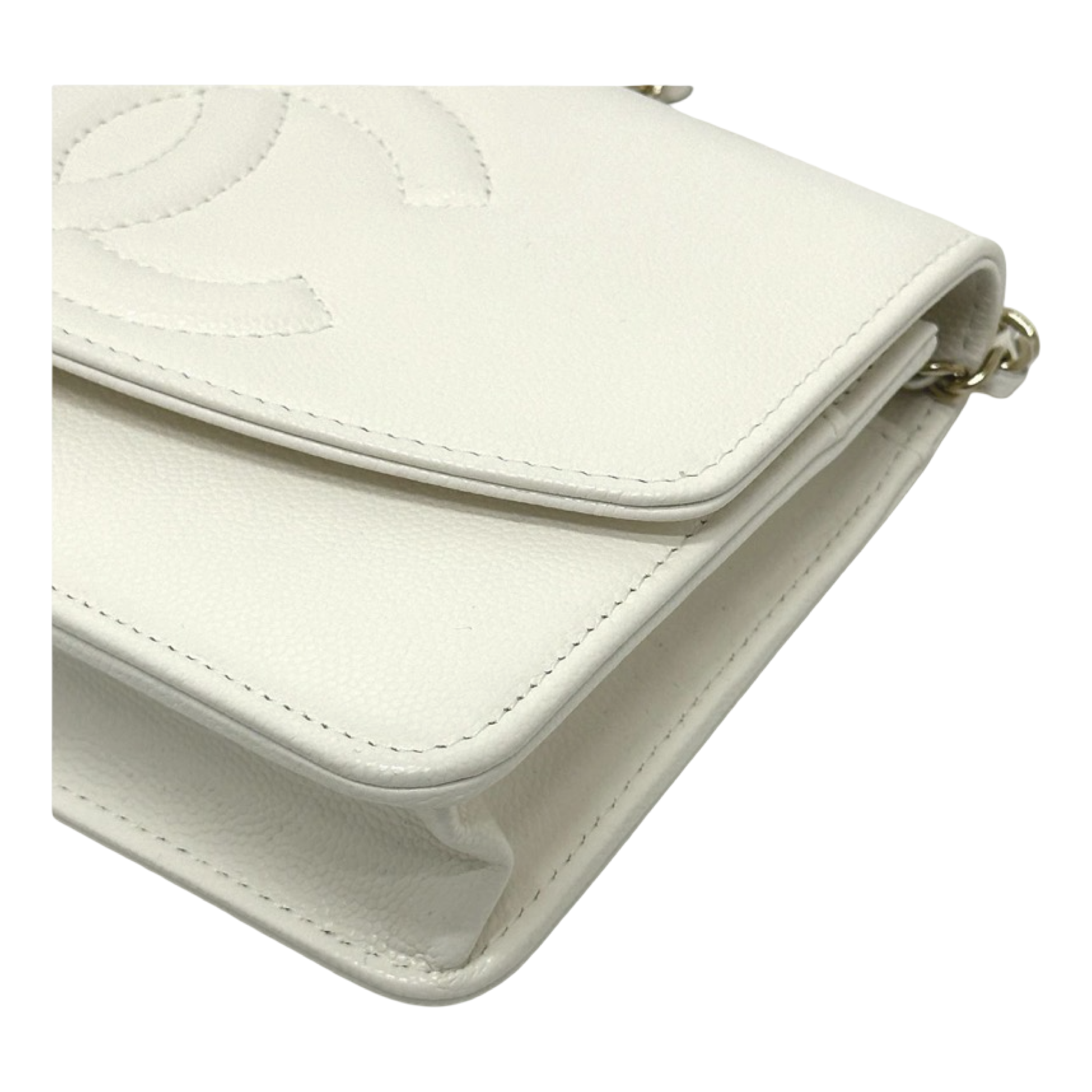 Chanel White Caviar Métiers d’Art Coco Mark Chain Wallet Authentic Previously Owned