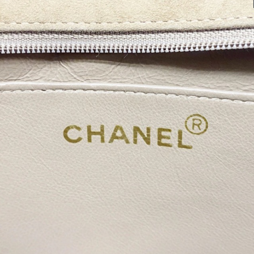 CHANEL – Vintage V-Stitch Suede Chain Shoulder Bag – Brown &amp; Gold – Previously Owned
