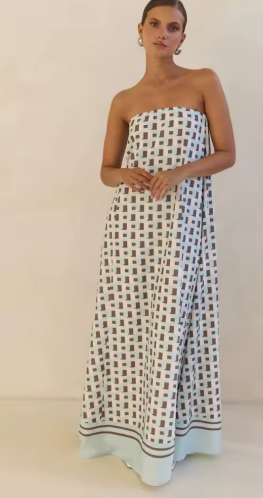Flowy Strapless Tube Top Printed Maxi Dress | L’LUXE Resort • Wear