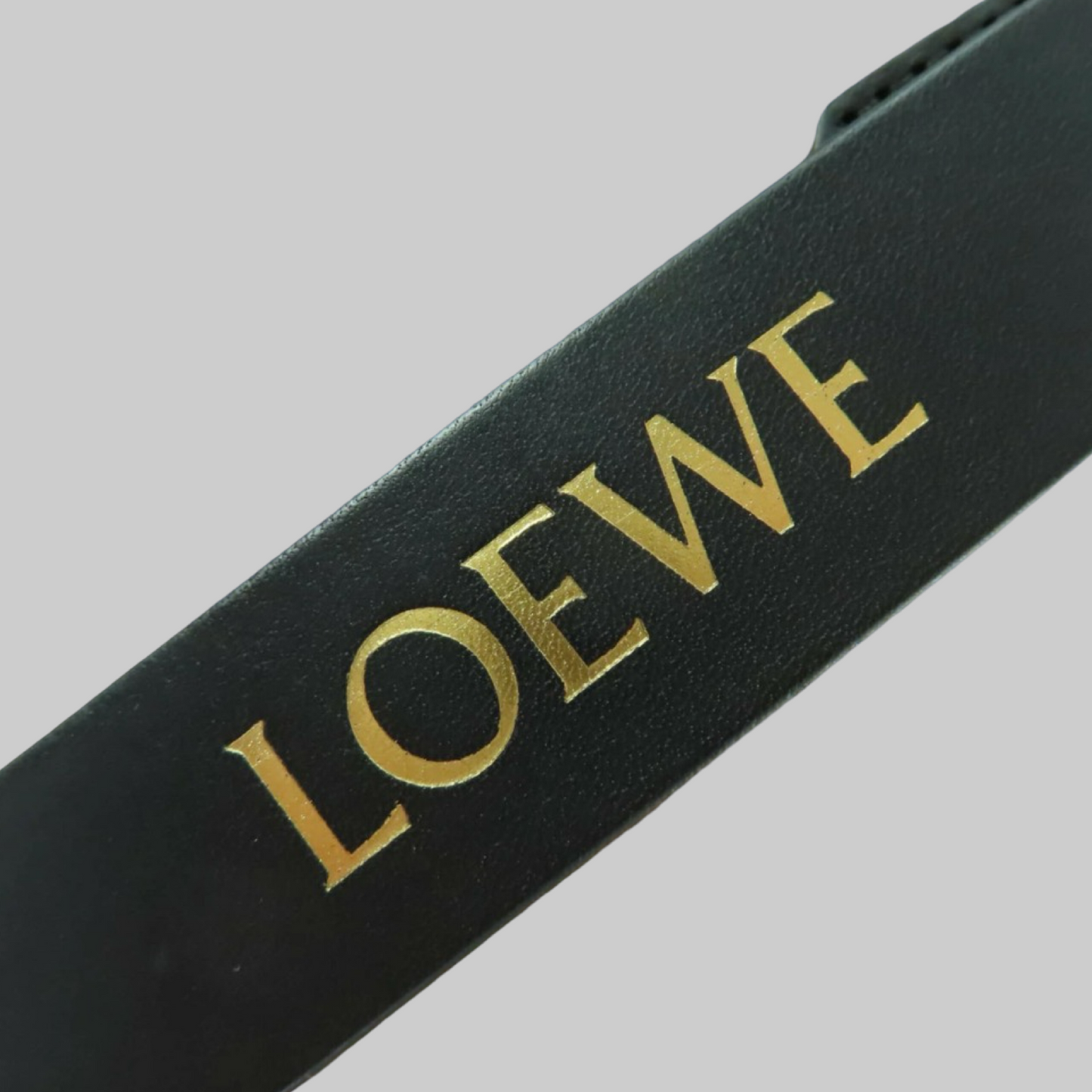 LOEWE Small Raffia Punch-Hole Basket Previously Owned-Unused Condition | L’LUXE Authentic’s