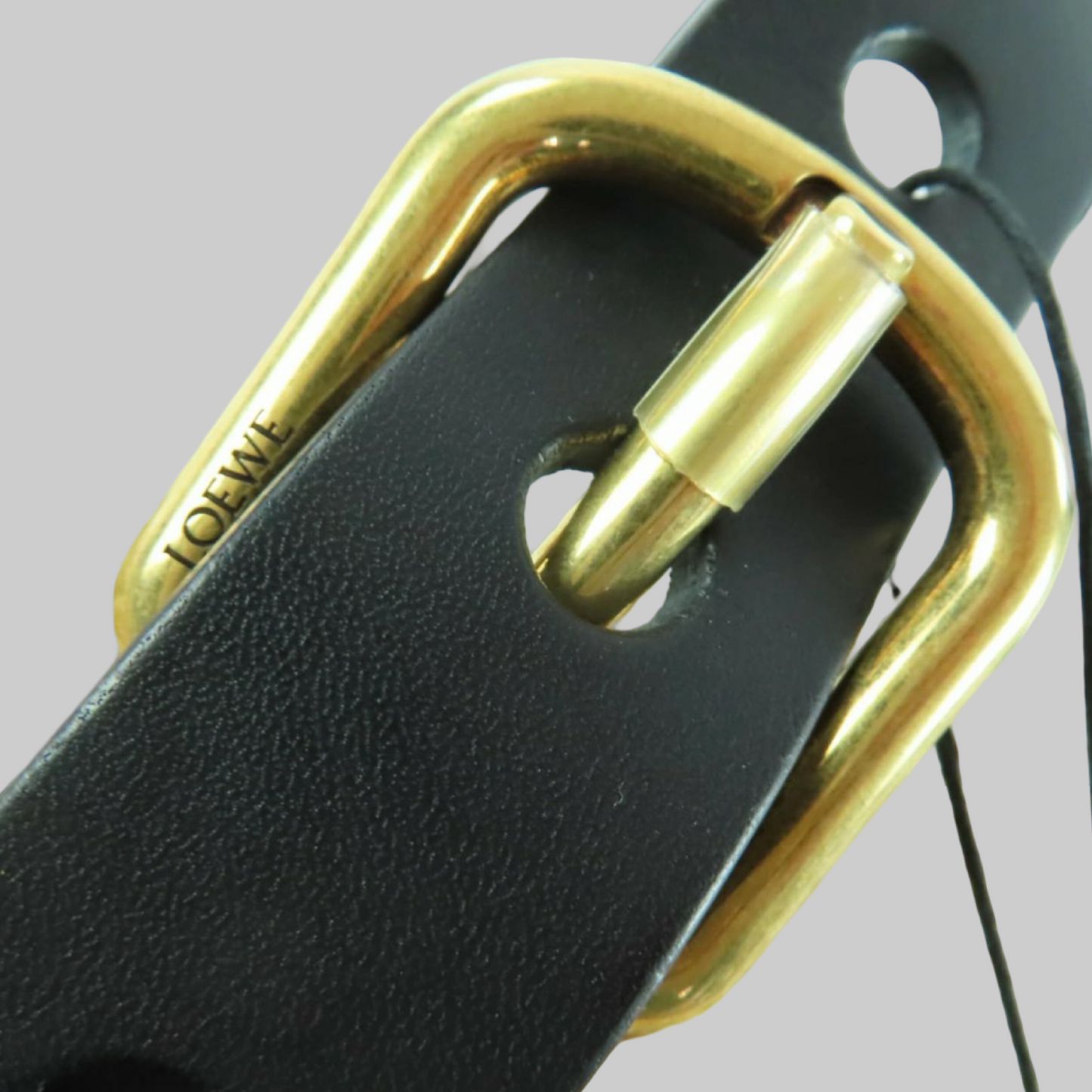 LOEWE Small Raffia Punch-Hole Basket Previously Owned-Unused Condition | L’LUXE Authentic’s