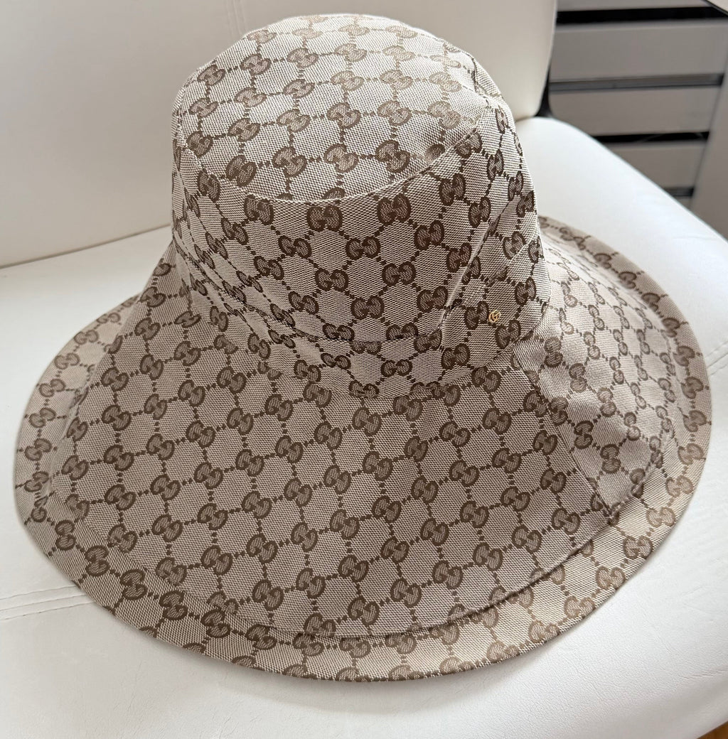 GUCCI – GG Canvas Wide-Brim Hat – 100% Authentic Previously Owned