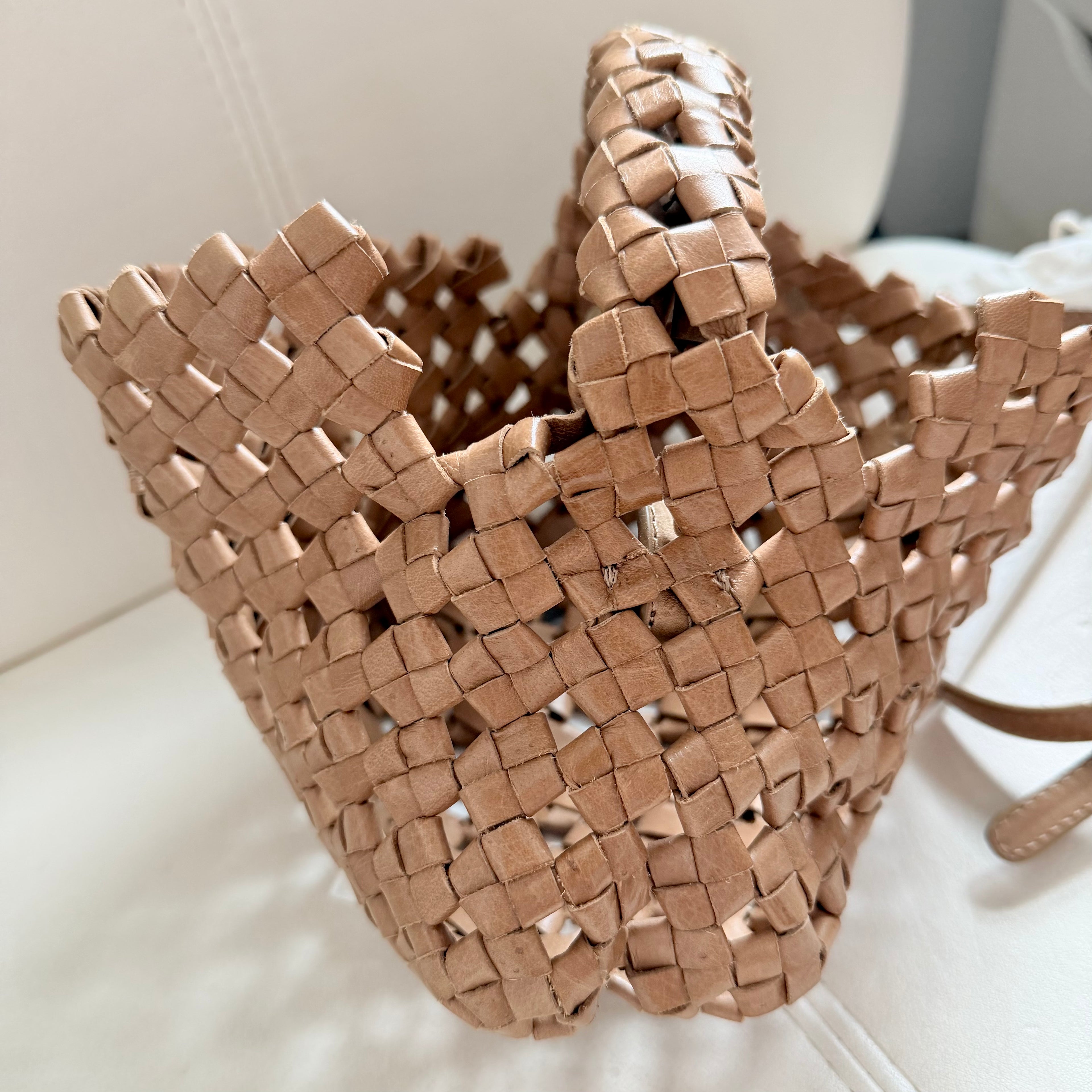 Massimo Dutti Nappa Leather Braided Mini Bag – Sand