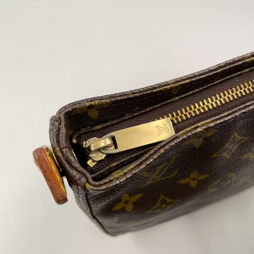 Louis Vuitton Looping MM Monogram Canvas Brown Previously Owned Authentic