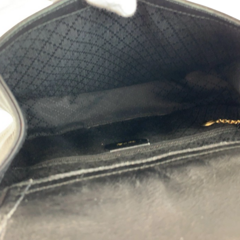 Gucci Vintage Horsebit Shoulder Bag Authentic Previously Owned