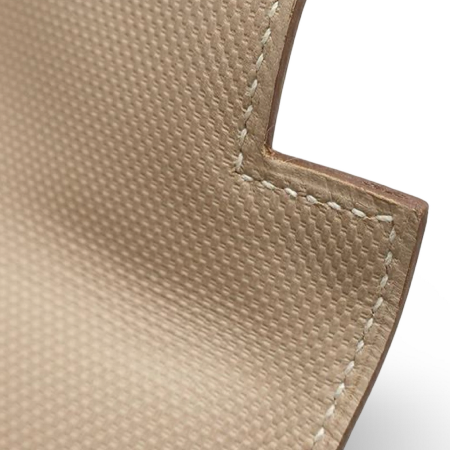 Hermès Kelly 32 Gillies Veau Swift Argile Leather Silver Hardware Pre-Owned – Very Good Condition | L’LUXE Authentic’s