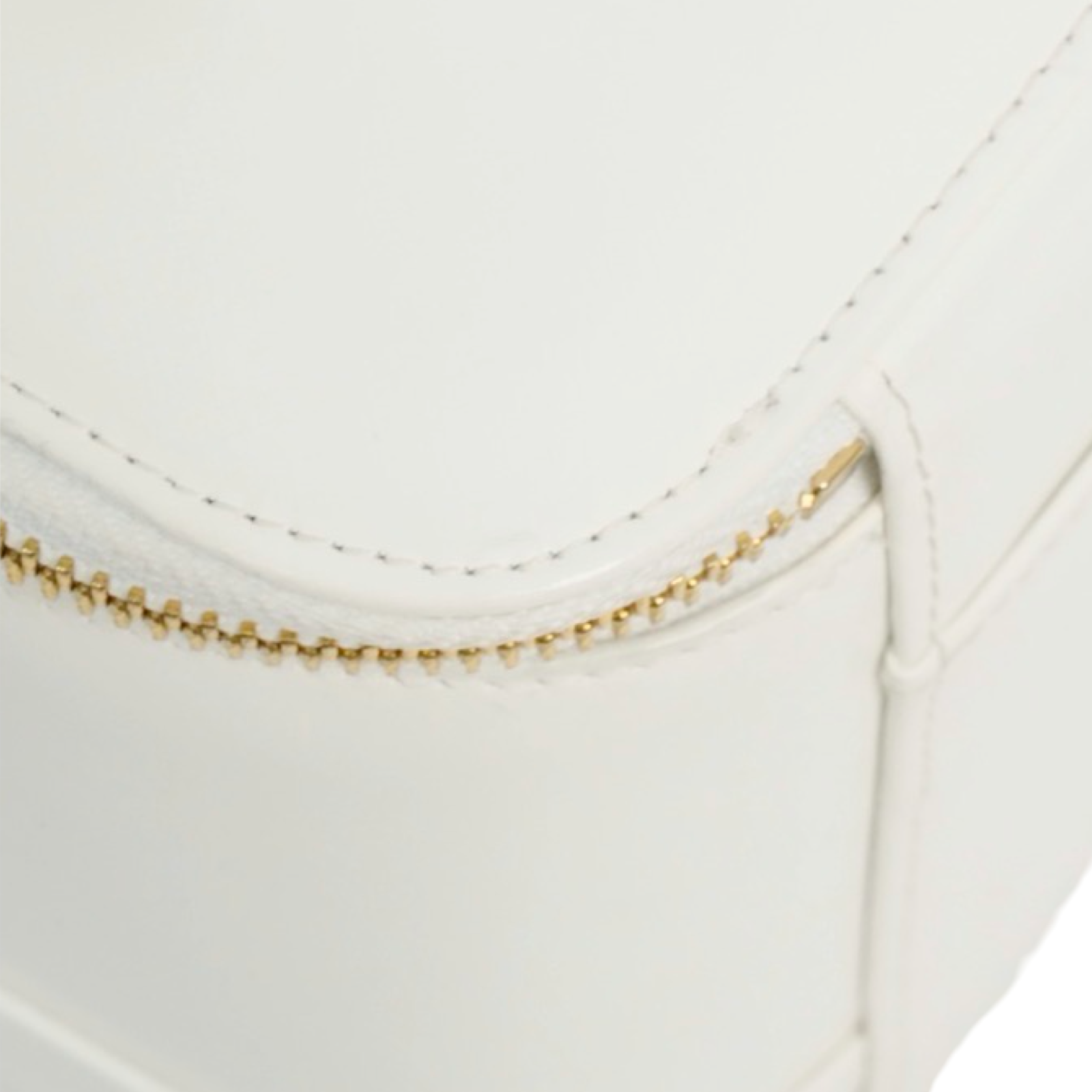 Versace Vintage White Leather Vanity Handbag Gold Hardware Authentic Previously Owned