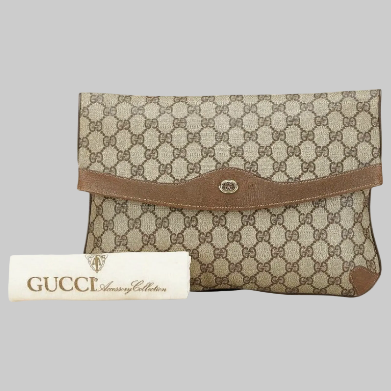 Old Gucci GG Supreme clutch Authentic Previously Owned
